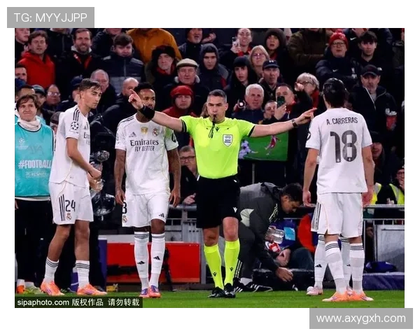 皇家马德里迎战劲敌展开巅峰对决 球迷热议本场比赛背后的战术博弈